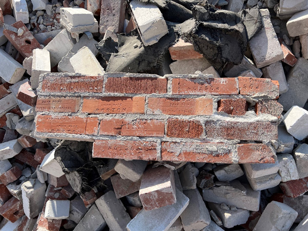 Yes…the Union Made POSTON Springfield, ILL stamp is visible on many of the bricks