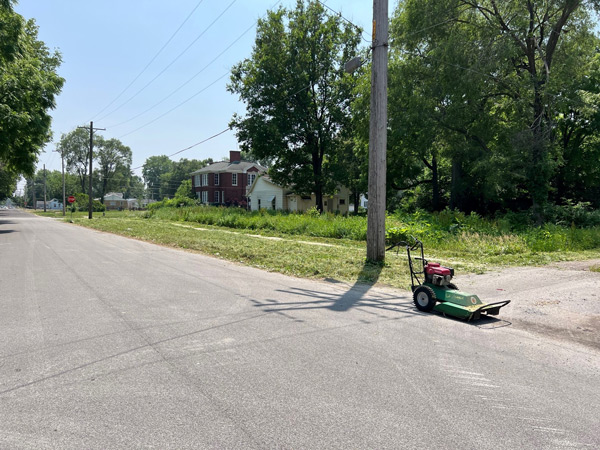 A block from the Pillsbury front gate at the corner of 16th St. and Matheny St. is a vacant lot.